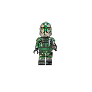 Minifigura de colección del Comandante Gree de Star Wars con armadura Fase 2, sobre un fondo negro puro. Luce un casco plateado con visor y líneas verdes, un torso táctico verde oscuro con arneses impresos y piernas con un patrón de camuflaje forestal. Sostiene apuntando hacia adelante un rifle bláster negro.